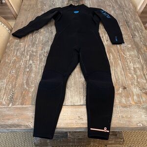 Roxy Black and Blue Women’s One Piece Wetsuit